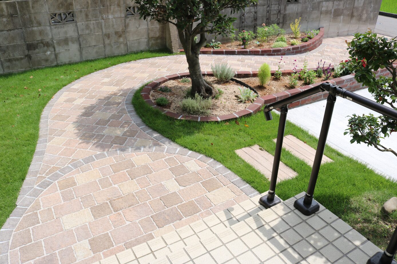 米子市 外構リフォーム 施工前後の比較写真