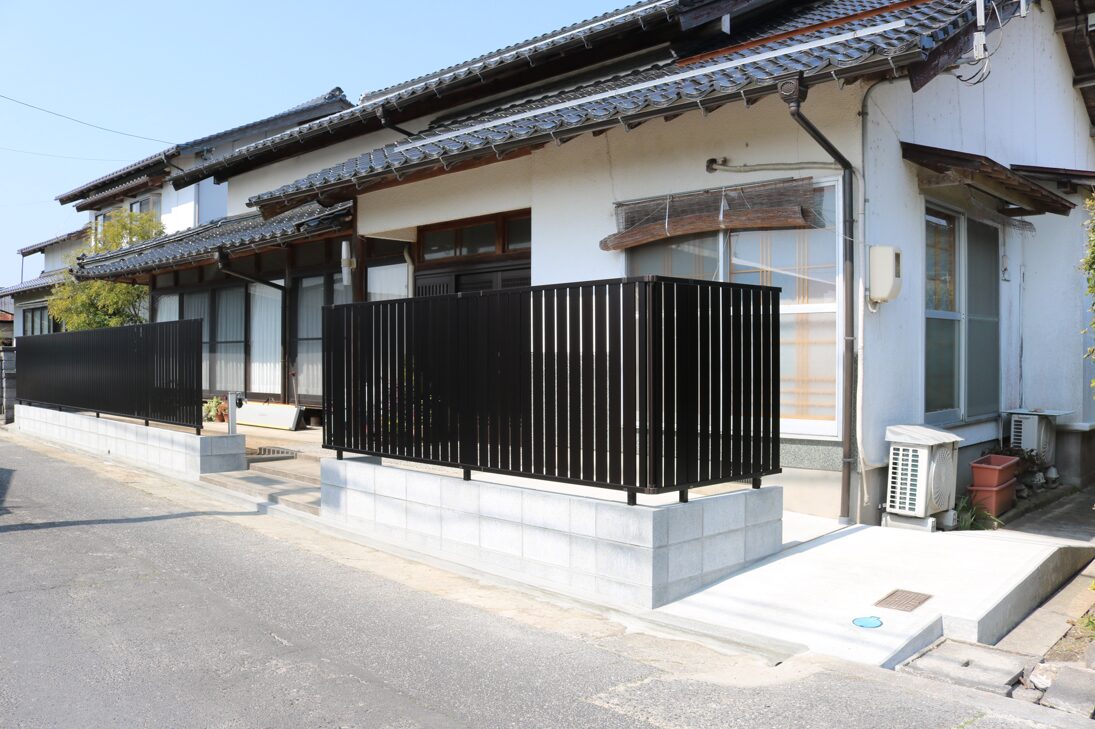 米子市 外構工事 ブロック塀リフォーム後のフェンス付きデザイン