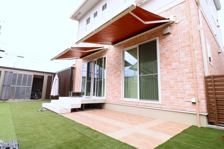 米子市 外構リフォーム テラスと日除けを備えた施工事例